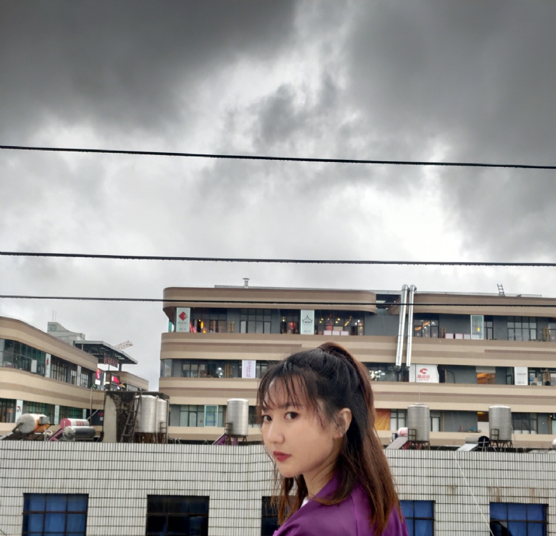 李家小姐的第三张照片--大理中老年相亲网
